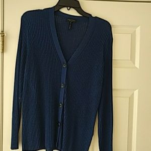 Button, metallic sweater/cardi